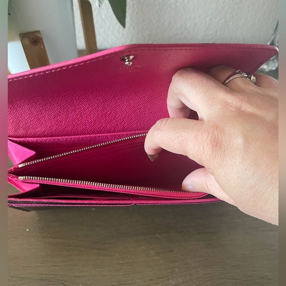 ✨AUTHENTIC✨ Louis Vuitton Black Clutch with Pink Trim -FULL SET❗️ - Picture 4 of 9